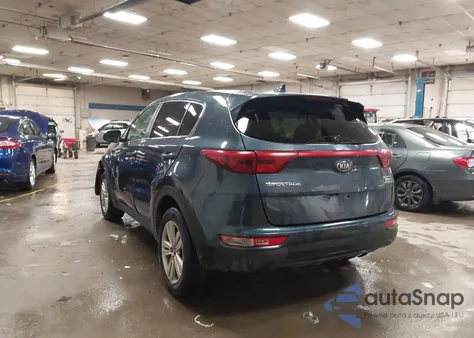 2018 Kia Sportage Lx z USA, uszkodzony, nr VIN KNDPMCAC2J7308518